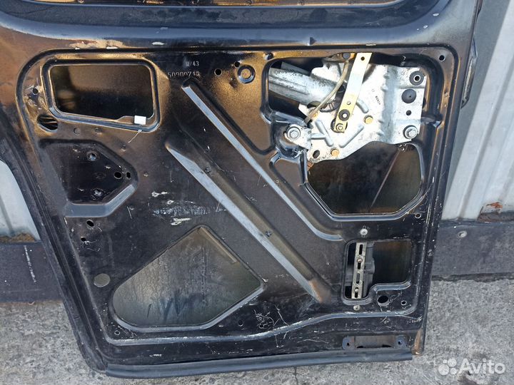 Дверь задняя правая Citroen Berlingo m59