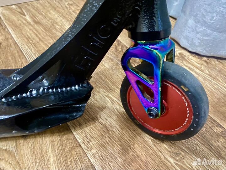 Трюковой самокат