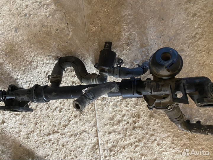 Патрубки системы охлаждения ауди А8 Д4 cdra