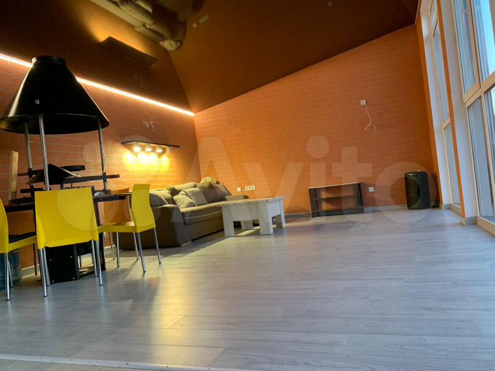 Дом 61 м² на участке 7 сот.