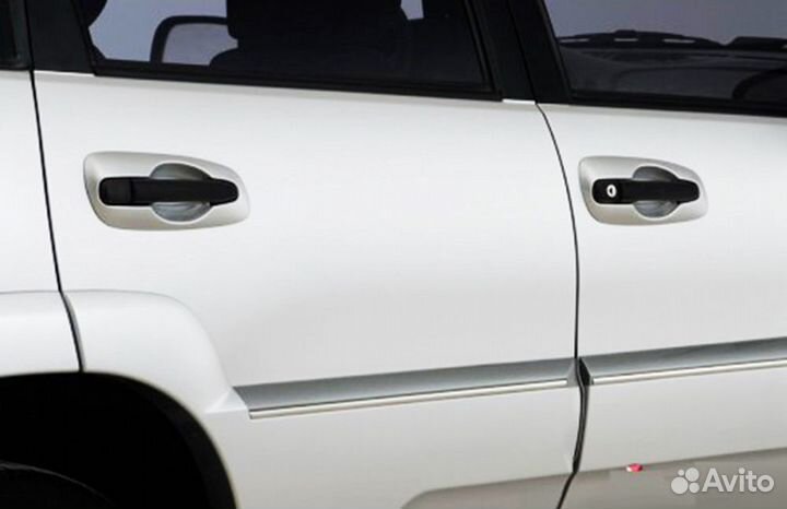 Chevrolet Niva - Накладки под ручки (5 шт.)