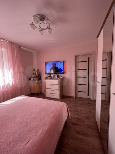 2-к. квартира, 58 м², 4/12 эт.