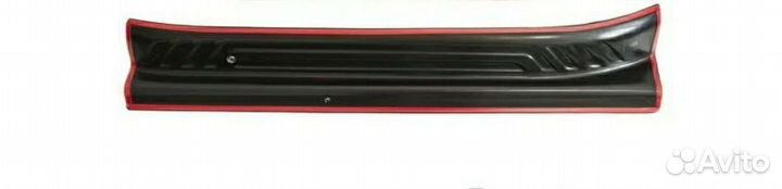 Накладки на внутренние пороги дверей на Hyundai So