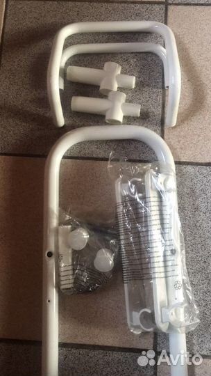 Поручень для ванной