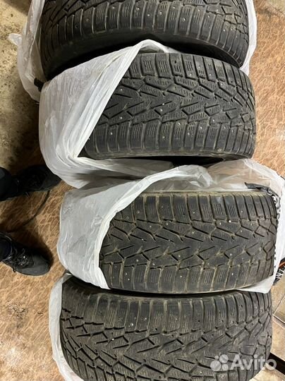 Nokian Tyres Hakkapeliitta 8 235/55 R17 103T