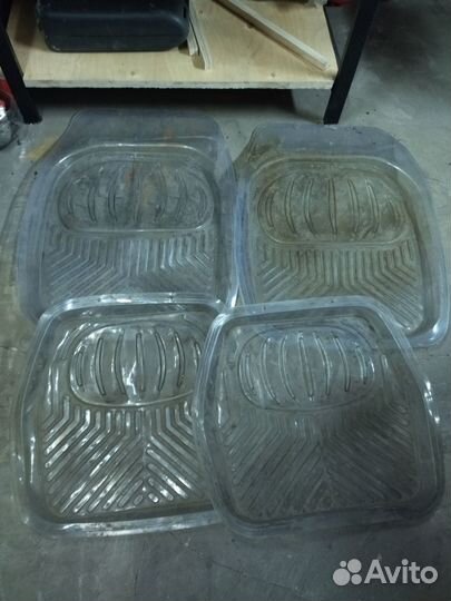 Коврики универсальные б/у