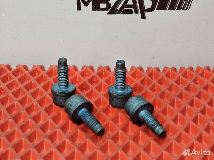 Болт гидротрансфоматора Mercedes W222