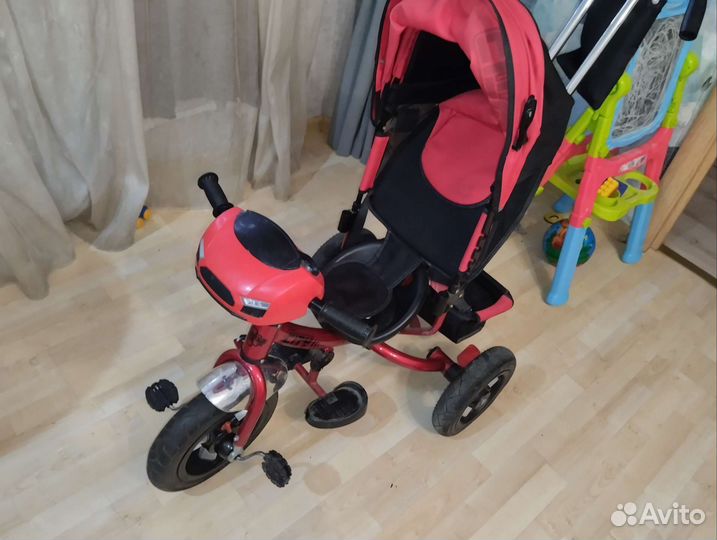 Детский трехколесный велосипед