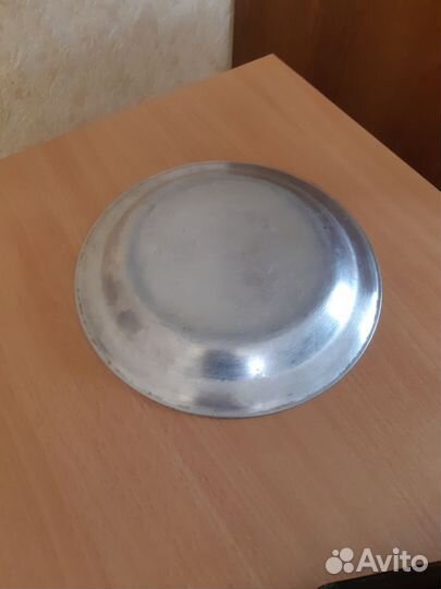 Фляжка с тарелкой