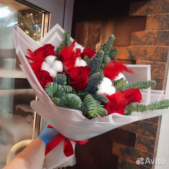 Новогодний букет из нобилиса