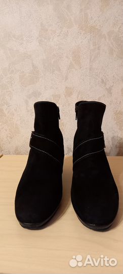 Сапоги женские Gabor р-р 38