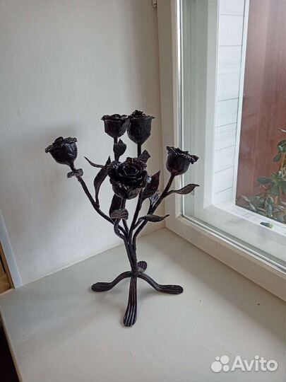 Розы кованые букет