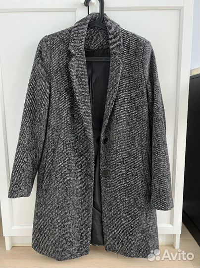 Пальто Pull and bear