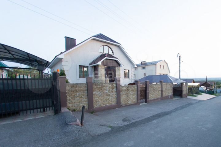 Дом 286 м² на участке 10 сот.