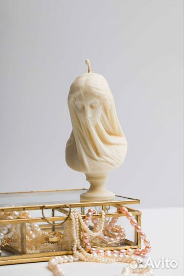 Свеча Дева в вуали