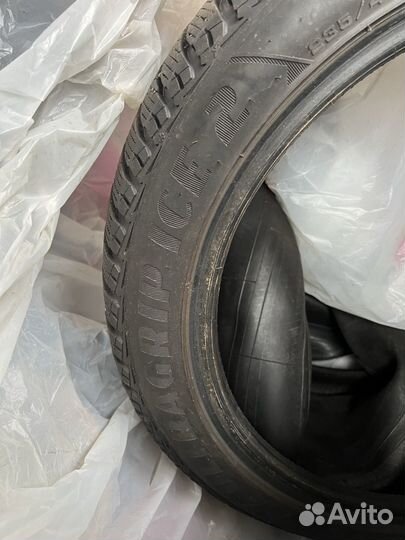 Goodyear UltraGrip Ice 2 235/45 R18 98T