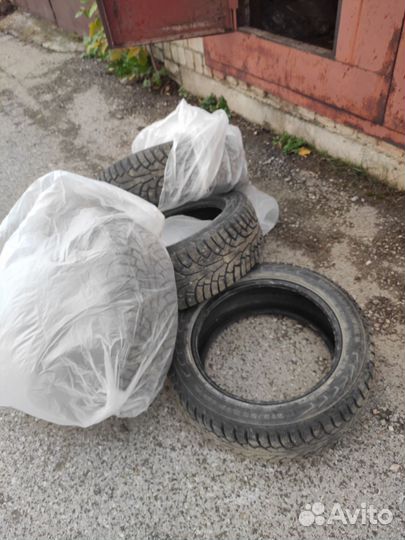 Nokian Tyres Hakkapeliitta 5 215/55 R17