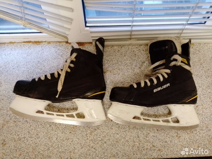 Хоккейные коньки bauer 43 размер