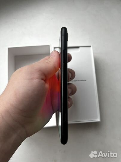 iPhone Xr, 64 ГБ