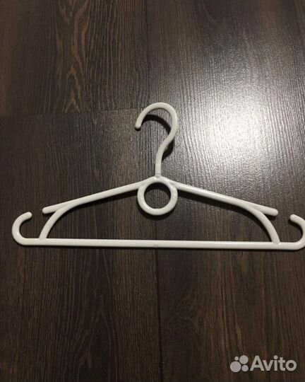 Вешалки, плечики детские с поворотным крючком