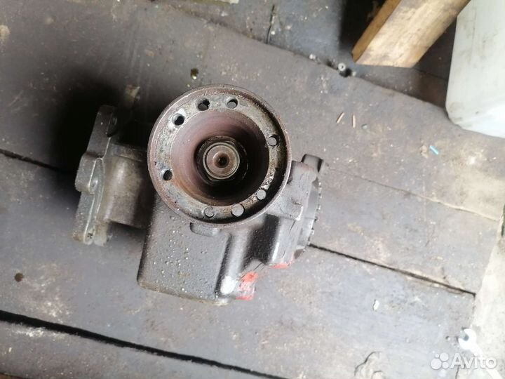 Редуктор вольво хс70