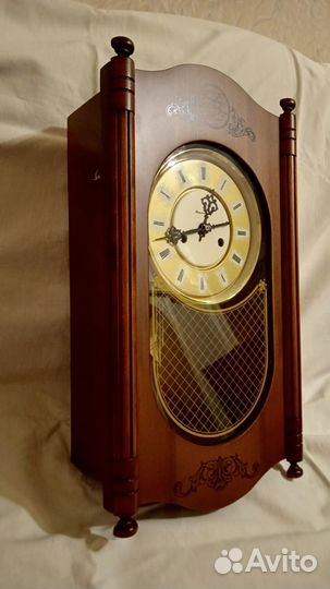 Антикварные настенные часы