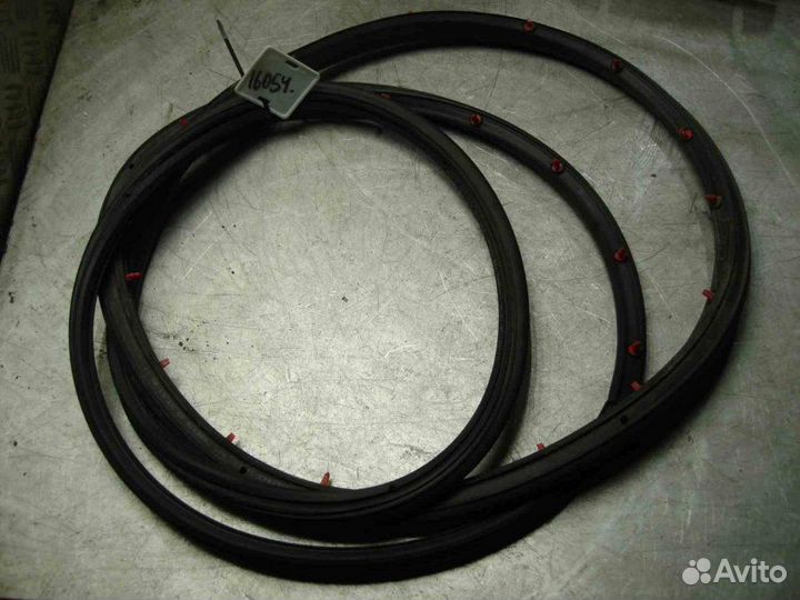 Уплотнитель Audi A8 4E 2003-2010