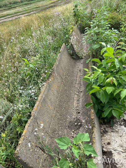 Бетонные кормушки