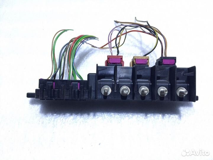 Блок реле Volkswagen Bora