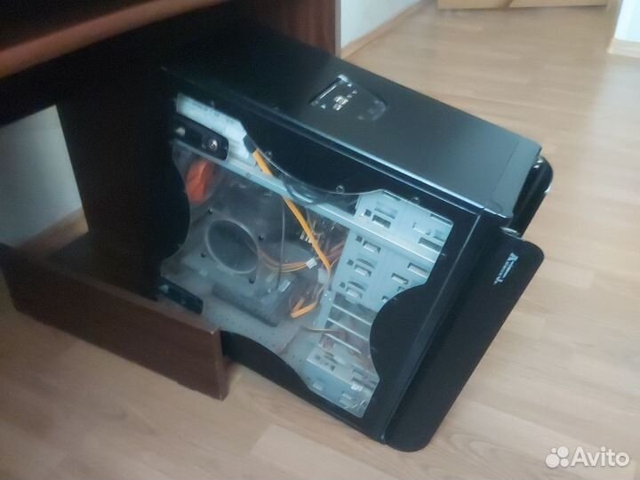 Корпус Thermaltake