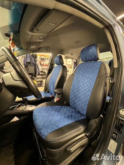 Чехлы Автопилот KiaRio3 черные с синей алькантарой