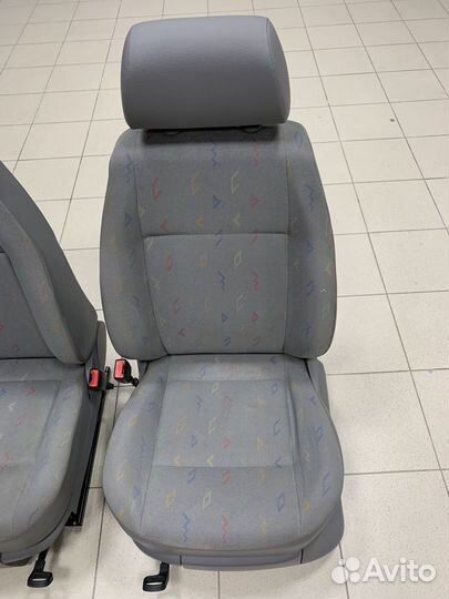 Сиденья vw caddy 3