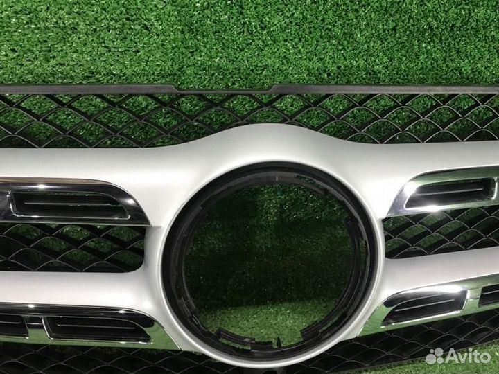 Решетка радиатора Mercedes-Benz GLS-Class