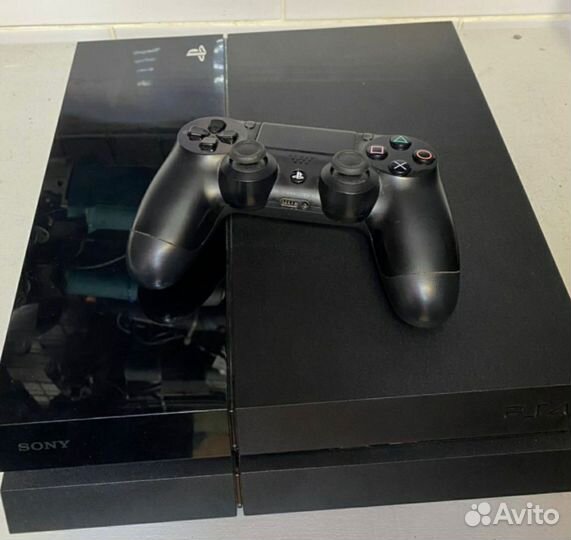 Sony PS4 fat 500gb + 3 диска с играми