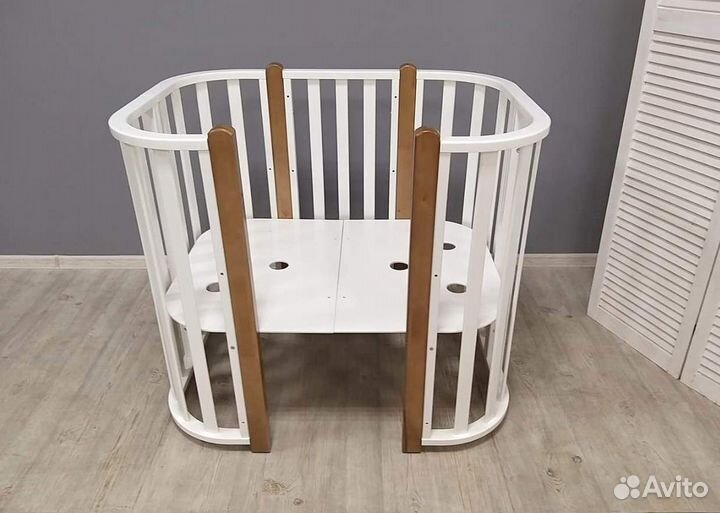 Кровать трансформер 5 в 1, цвет белый/стойки бук