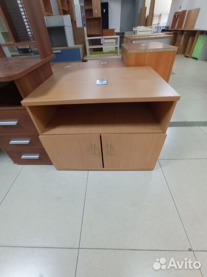 Тумба под орг.технику