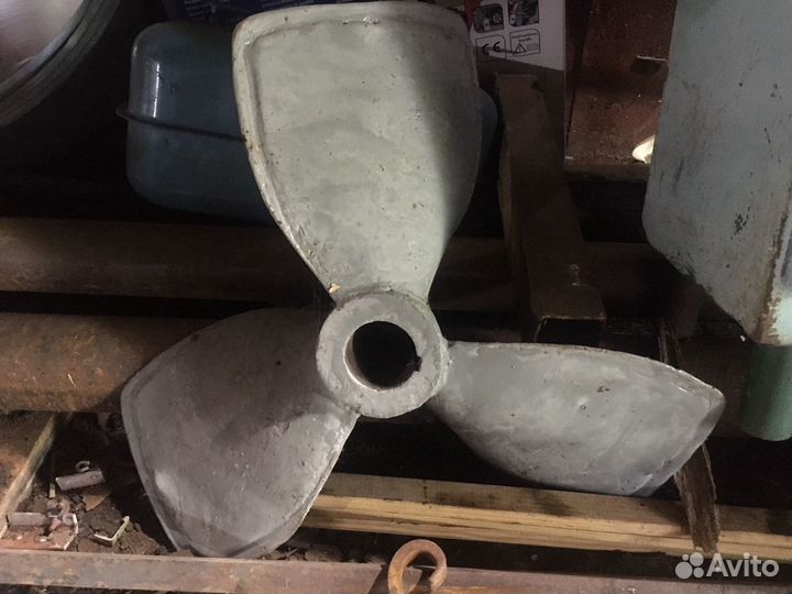 Продаю винт на Адмиралтеец