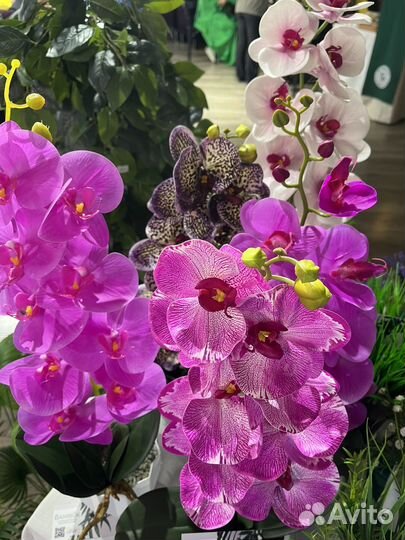 Орхидея искусственная