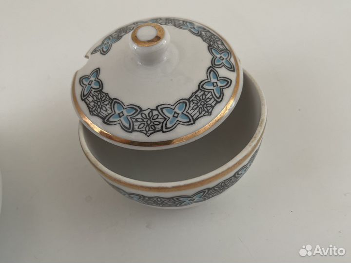 Чайная пара, кофейная пара и солонка