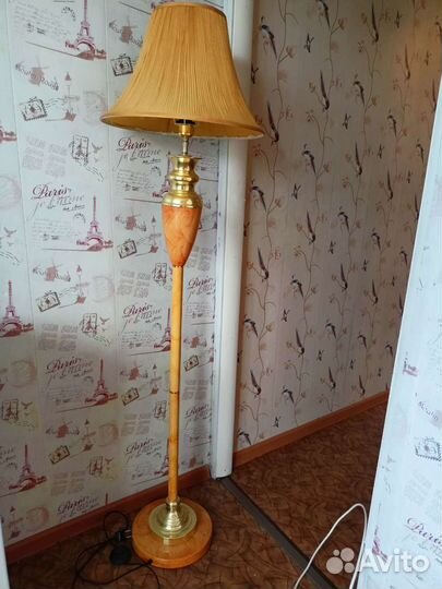 Торшер напольный с абажуром бу