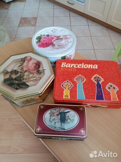 Жестяные коробки