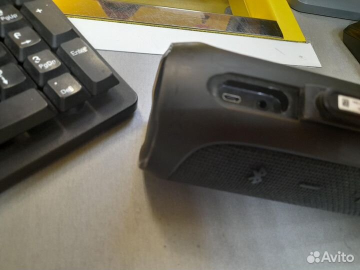 Колонка JBL flip4