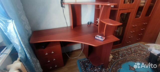 Компьютерный стол