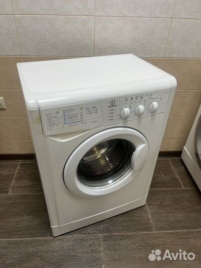 Стиральная машина indesit 5кг