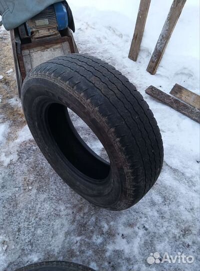 Bridgestone Dueler H/T 265/65 R17