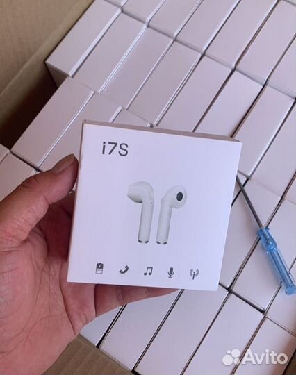 Беспроводные наушники i7s