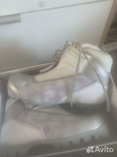 Лыжные ботинки 37 размер