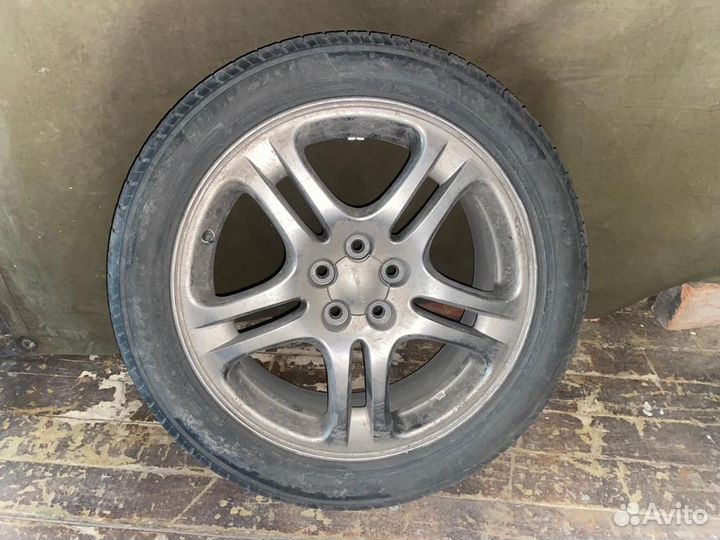 Yokohama Bluearth ES32 215/50 R17