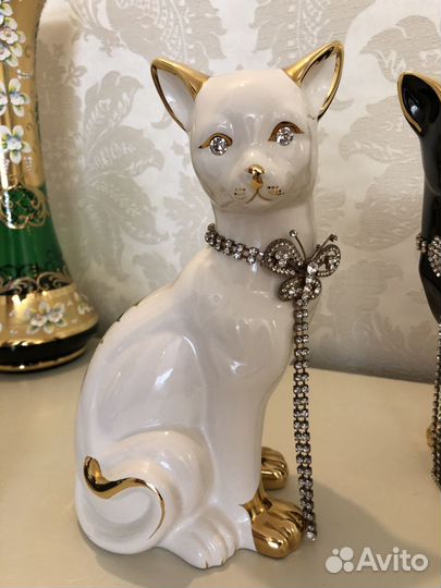 Фарфоровая статуэтка, кошка, собака