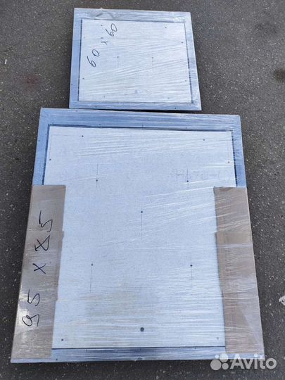 Люк напольный амортизаторами (60*80)